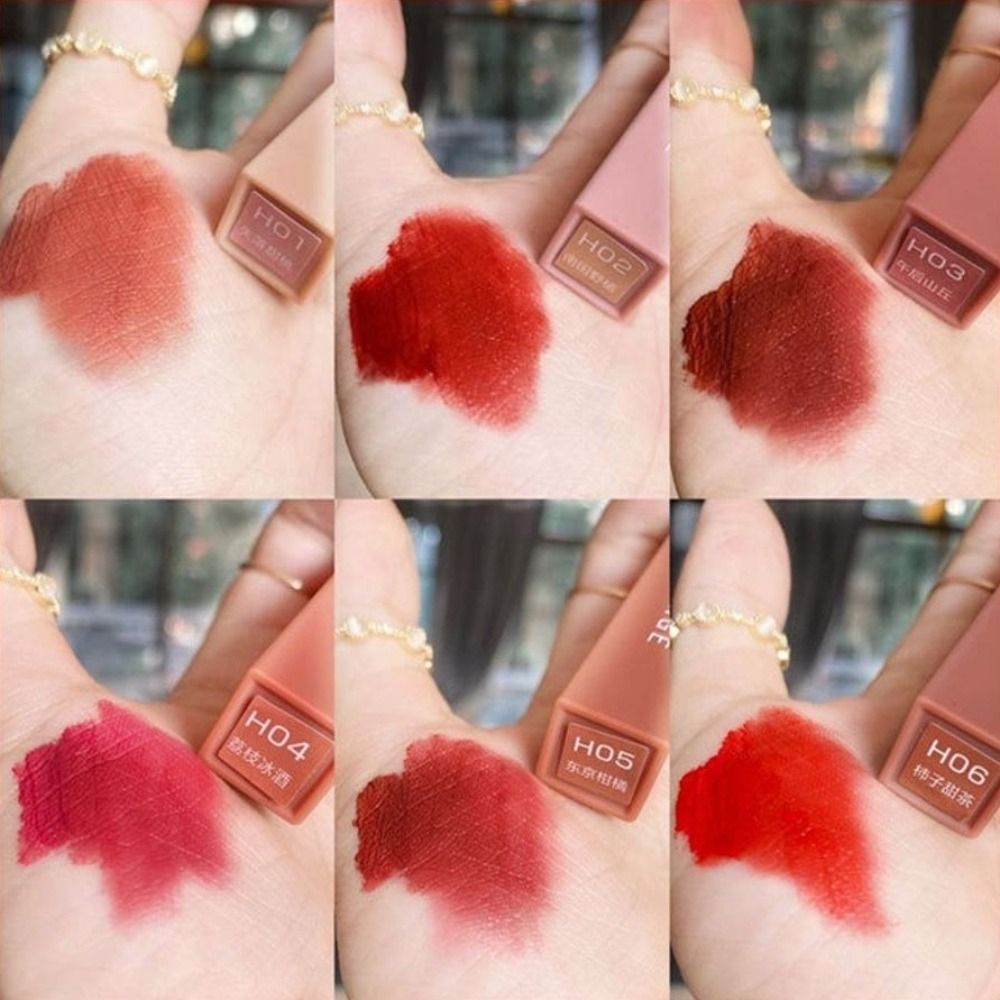 New Matte Finish Velvet Lip Gl - огляд і ціна Matte Velvet Lip Tint Long Lasting